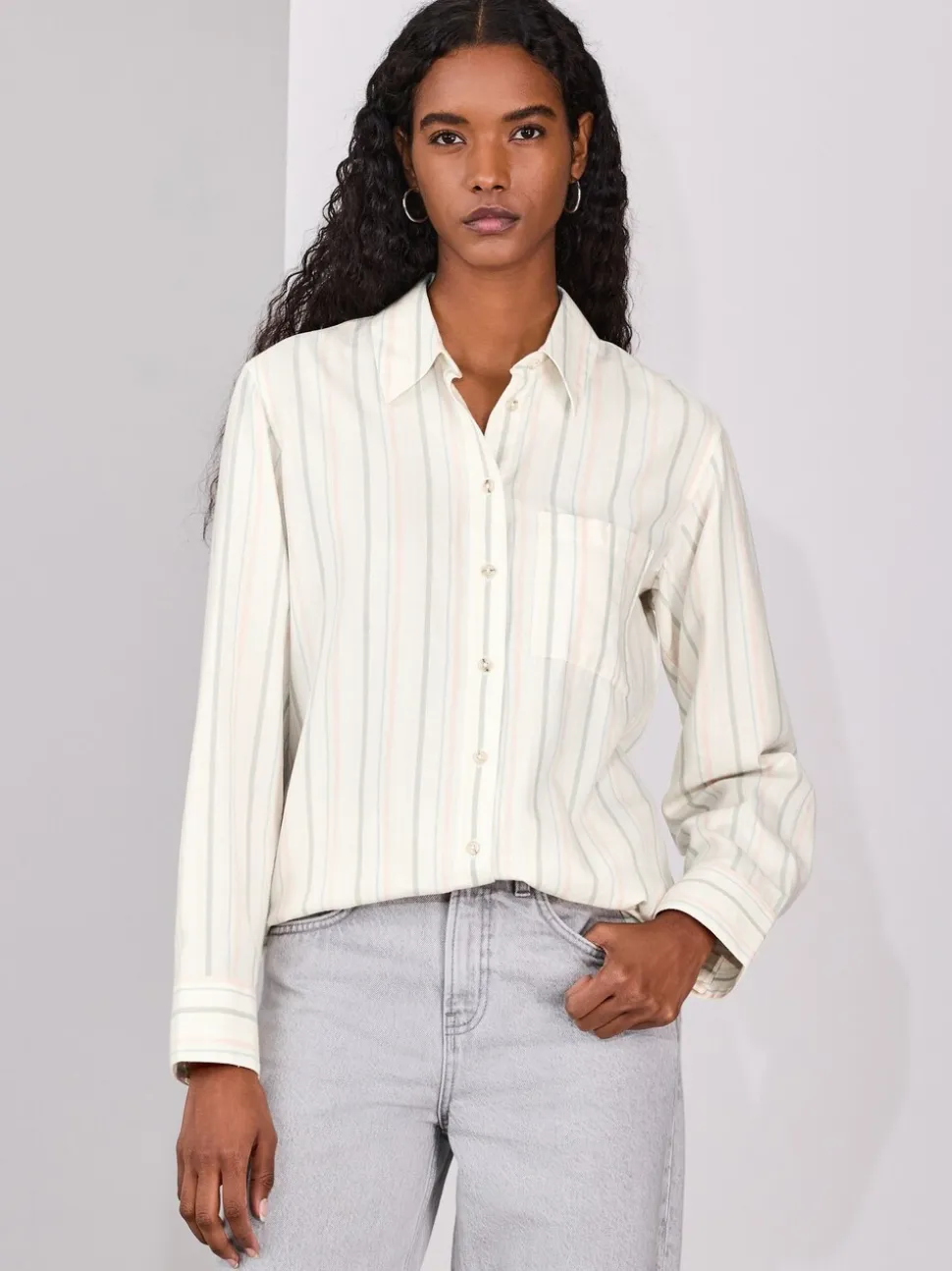 Pastel gestreept - Ruimvallend 100% katoenen button-down casual overhemd met lange mouwen