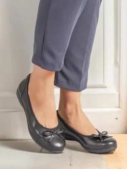 Pavers Flat Ballet Shoes