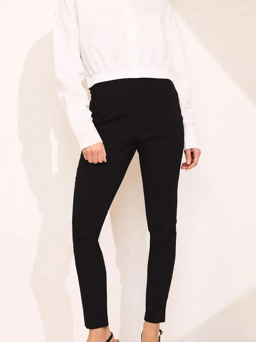 PixieGirl Petite Skinny Fit Stretch Bengaline Trousers
