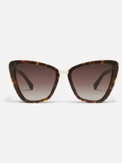 QUAY All Talk Sunglass
