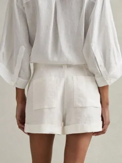 Reiss Demi short van linnen met garment-dye
