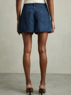 Reiss Raymond denim shorts met plooien