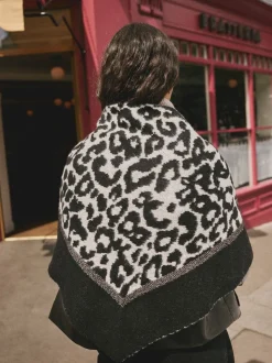 Rockett St George Triangle Cosy Scarf