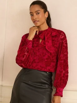 Rode fluweel Devoré - Love & Roses blouse met lange mouwen en striksluiting