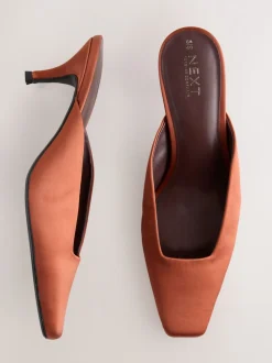 Roestbruin - Forever Comfort® Chisel Closed Toe Mules