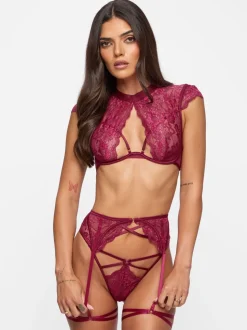Rood - Ann Summers Zayna Lace Crotchless Set