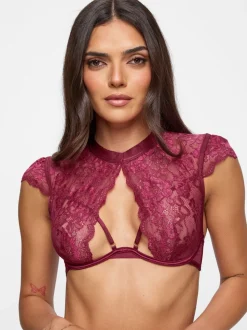 Rood - Ann Summers Zayna Lace Crotchless Set