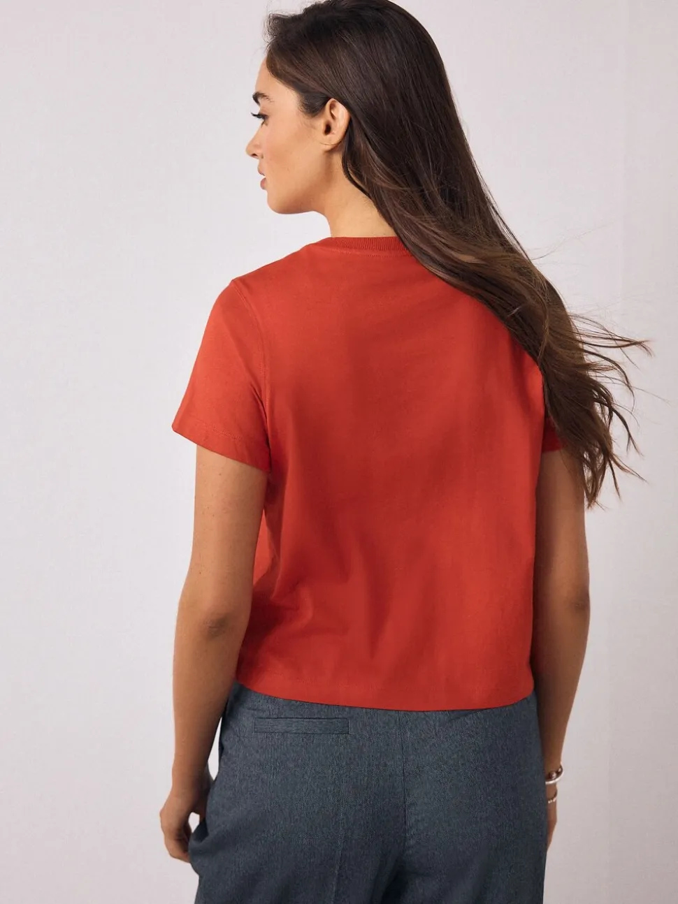 Rood - Embellished Match Box Short Sleeve Crew Neck Top
