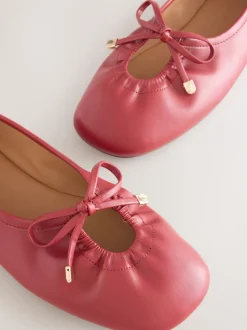Rood - Forever Comfort® Tie Up Round Toe Ballet Flats