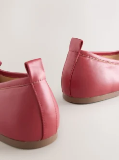 Rood - Forever Comfort® Tie Up Round Toe Ballet Flats