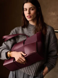 Rood - Katie Loxton Taya Woven Faux Suede Tote Bag