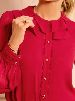 Rood - Love & Roses blouse met lange mouwen en frillkraag