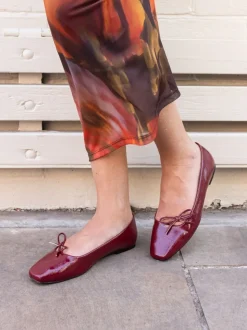 Rood - Novo Camilla Asymetric Bow Ballerinas