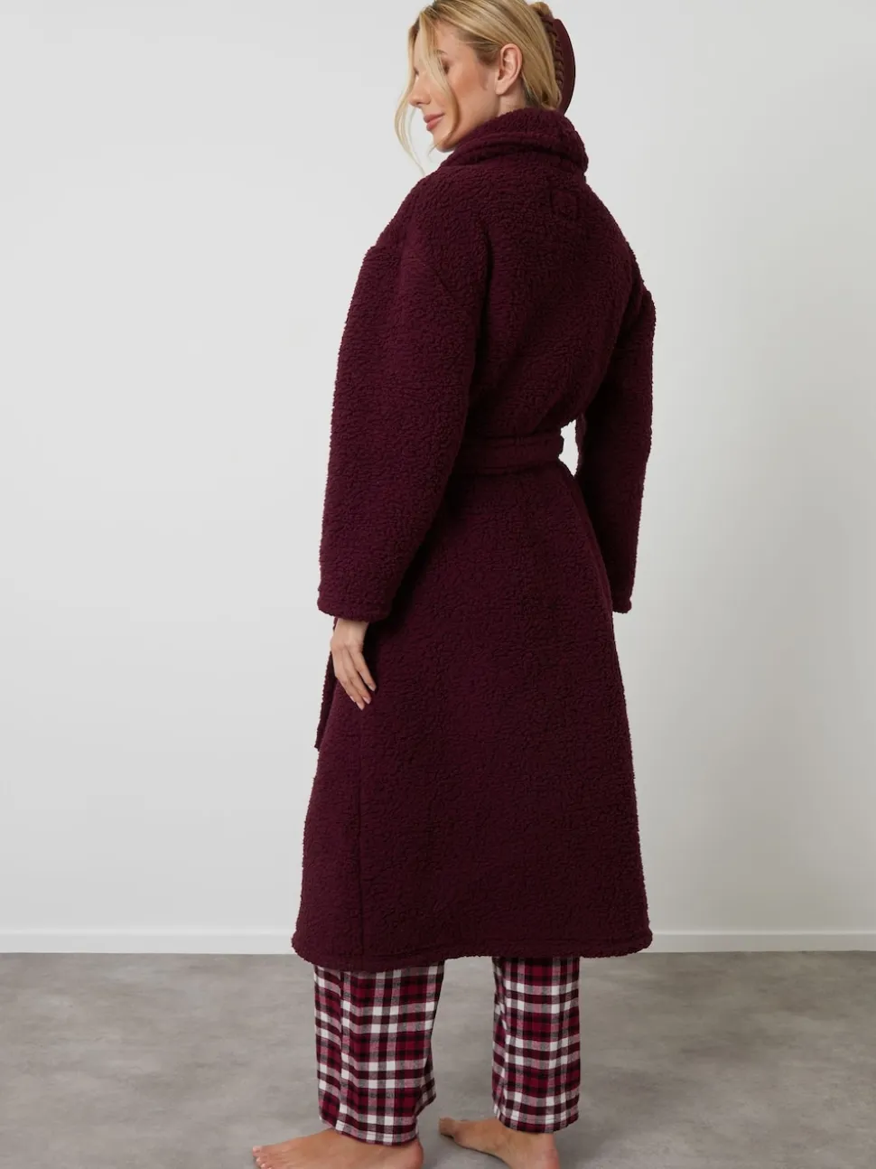 Rood - Threadbare Cosy Borg Dressing Gown