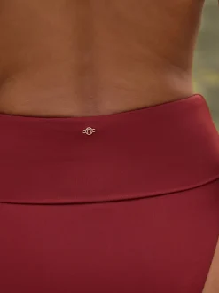 Roodpaars 'Wine' - High Waist High Leg Roll Top