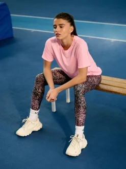 Roze - Active Crew Neck Short Sleeve T-Shirt