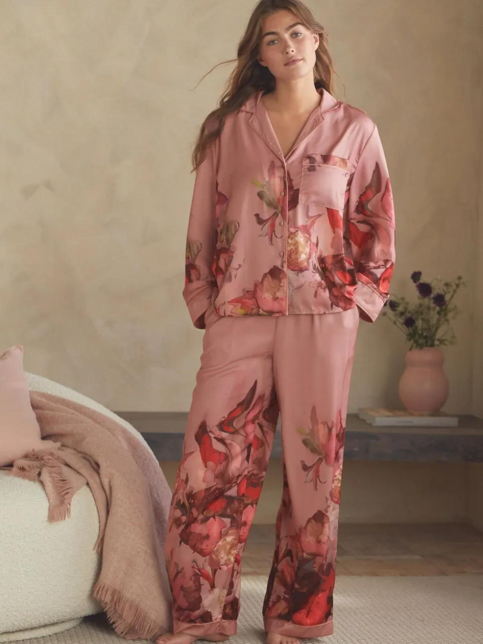 Roze - B by Ted Baker - Satijnen pyjama met knopen