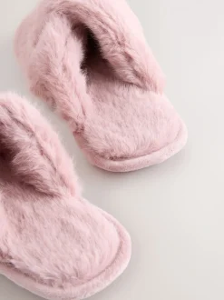 Roze - Instappantoffels van imitatiebont
