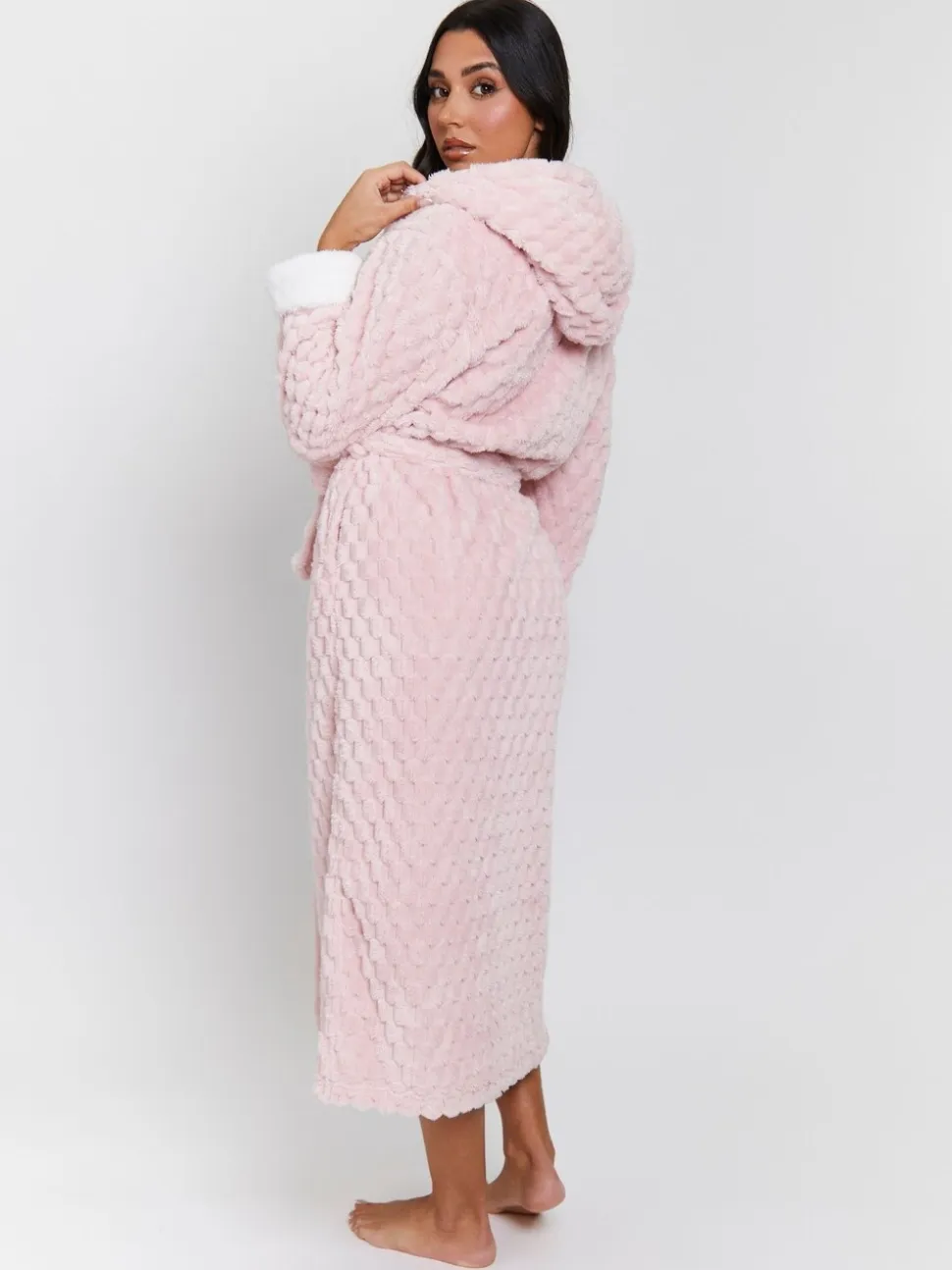 Roze - Loungeable - Geometrische luxe fleece maxi-badjas met capuchon