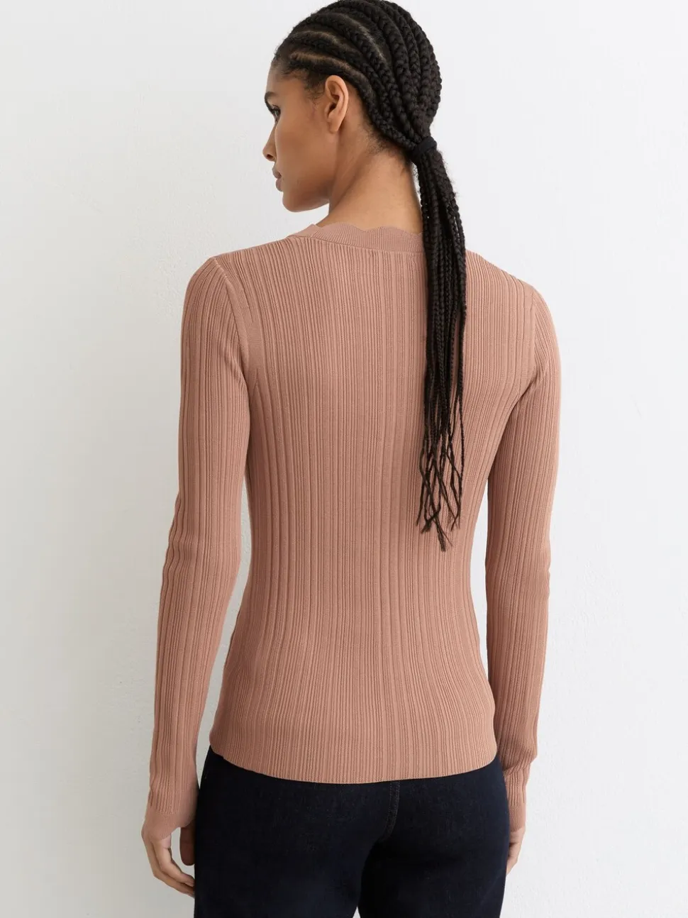 Roze - Reiss Vinny Rib-Knit Scallop-Trim Cardigan