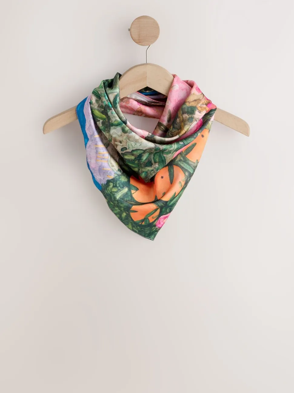 Roze bloemen in meerdere kleuren - Benjamin MacGregor Artist Collaboration Lightweight Square Scarf