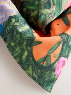 Roze bloemen in meerdere kleuren - Benjamin MacGregor Artist Collaboration Lightweight Square Scarf