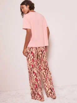 Roze met dierenprint - Friends Like These Short Sleeve Pyjamas