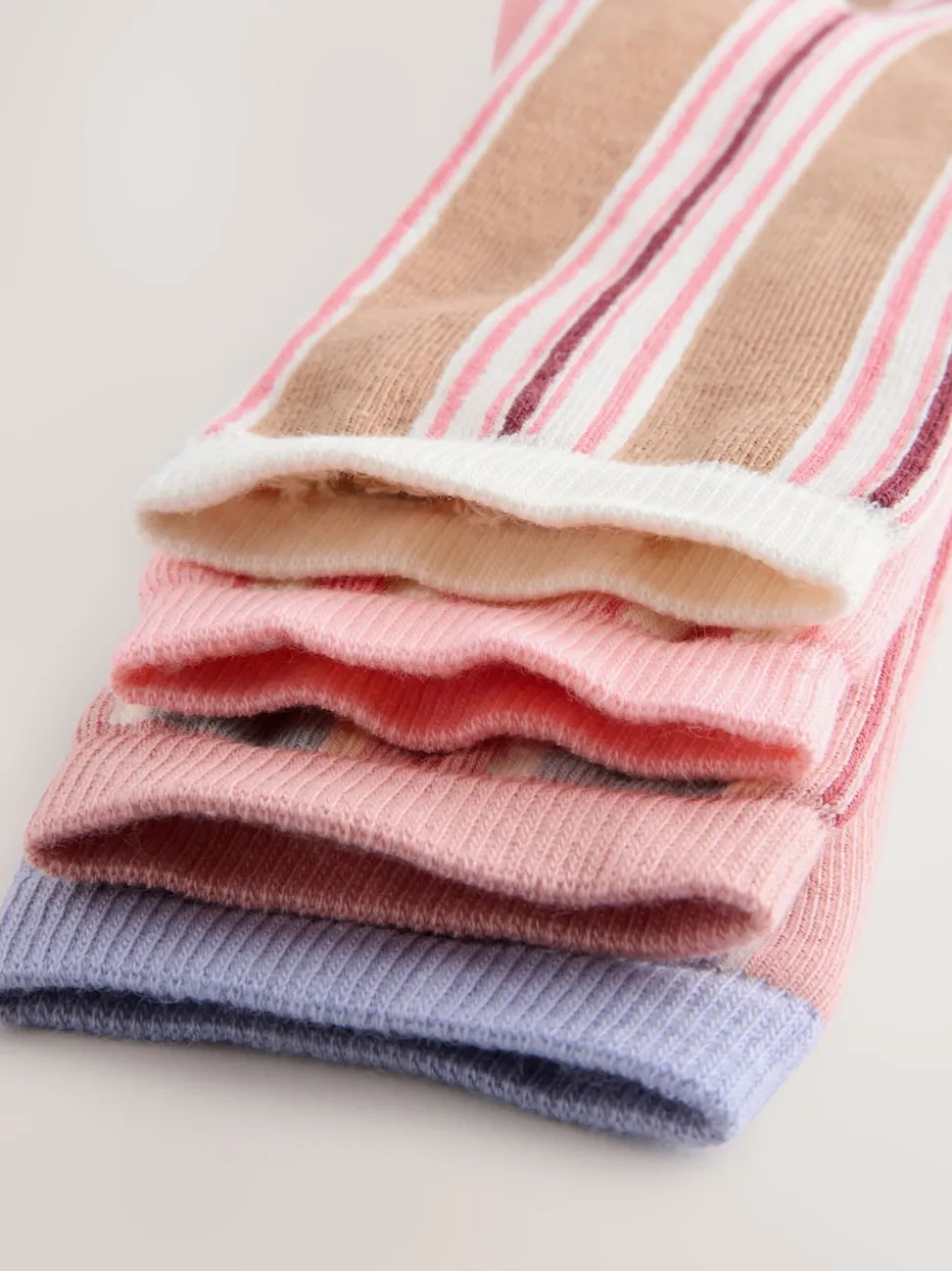 Roze met meerdere strepen - Set van 4 paar enkelsokken