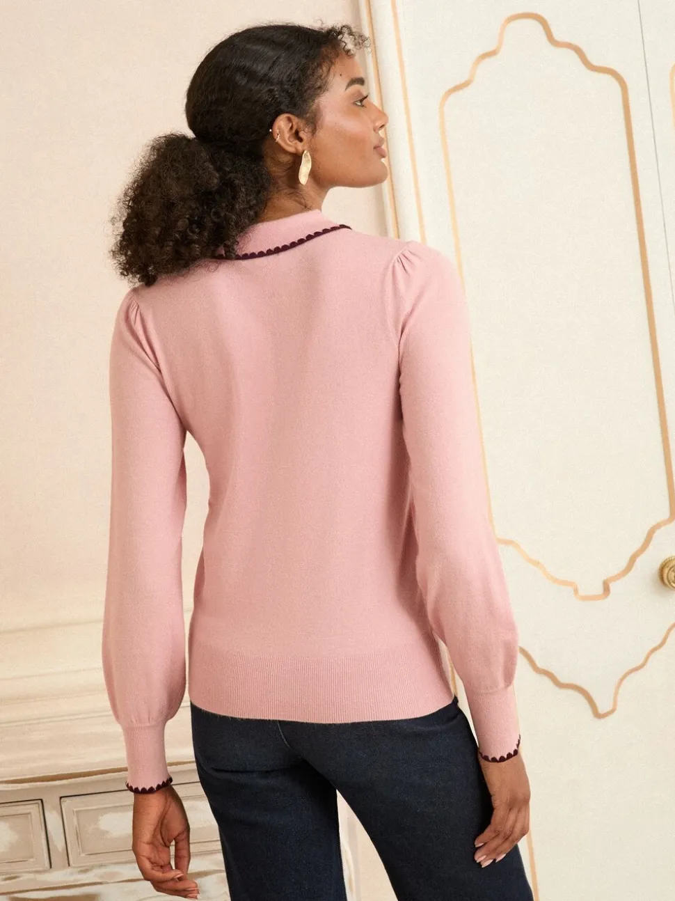 Roze met rand - Love & Roses gebreide trui met kraag