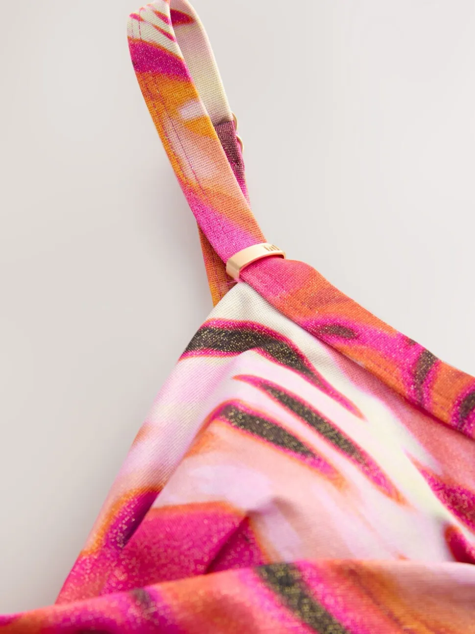 Roze metallic dierenprint - Vormgevend badpak met buikcorrectie