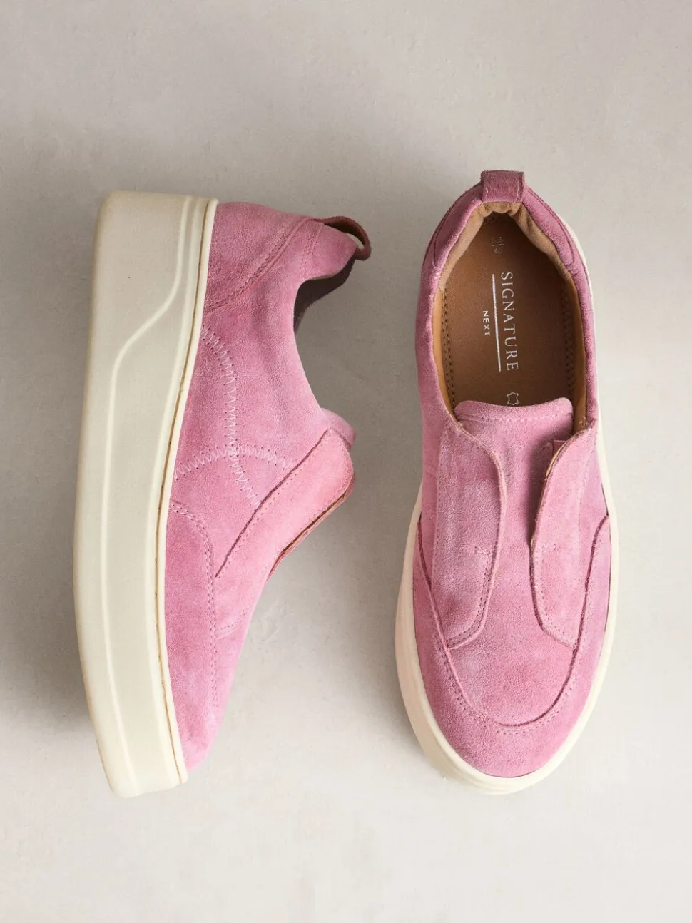 Roze suède - Signature leren sneakers met dikke plateauzolen en sleehak