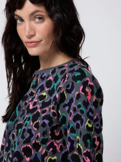 SCAMP & DUDE Classic Sweatshirt with Leopard & Lightning Bolt