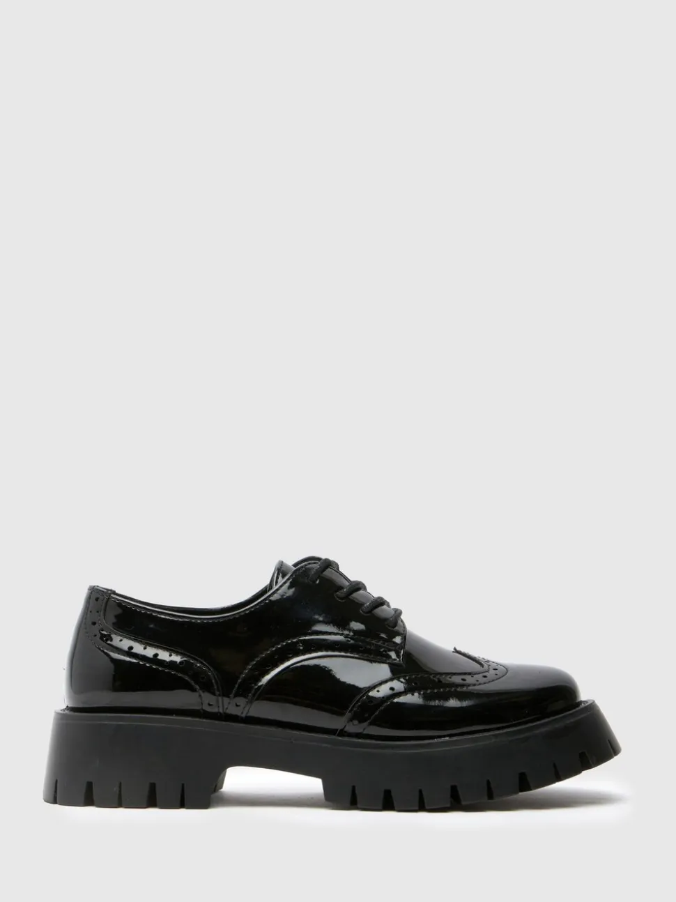 Schuh Laina Chunky Patent Brogues