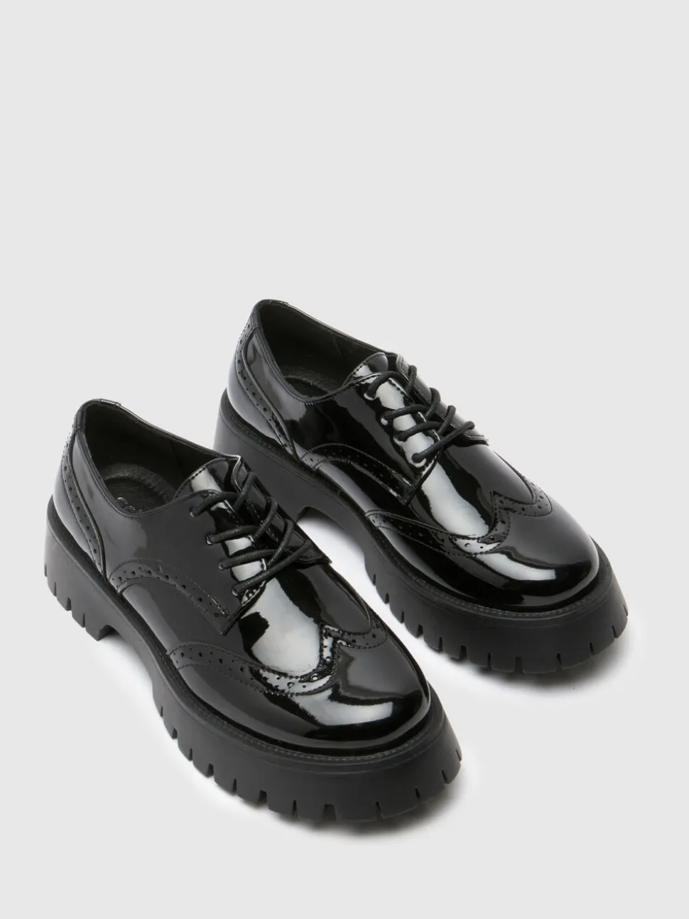 Schuh Laina Chunky Patent Brogues