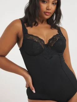 Simply Be Magisculpt Ella body met krachtige versteviging en kanten afwerking