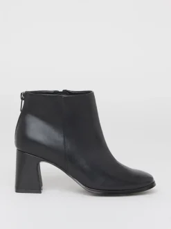 Simply Be Outside Zip Stretch Ankle Boot