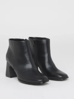 Simply Be Outside Zip Stretch Ankle Boot