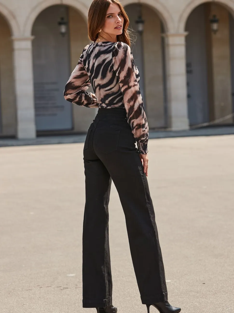 Sosandar Abstract Print Wrap Front Top