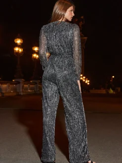 Sosandar glitter plissé jumpsuit met overslag en wijde pijpen