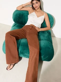 TABAKBRUIN - Friends Like These X Lucy Mecklenburgh alledaagse jeans met wijde pijpen