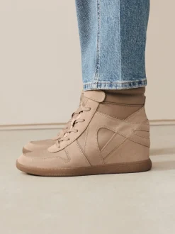 Taupe - Forever Comfort® sneakers met sleehak en veters