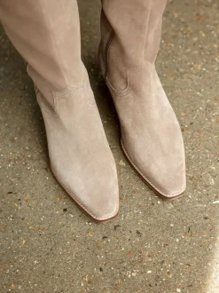 Taupe bruin suède leermix - Forever Comfort® kniehoge contrast western Boots
