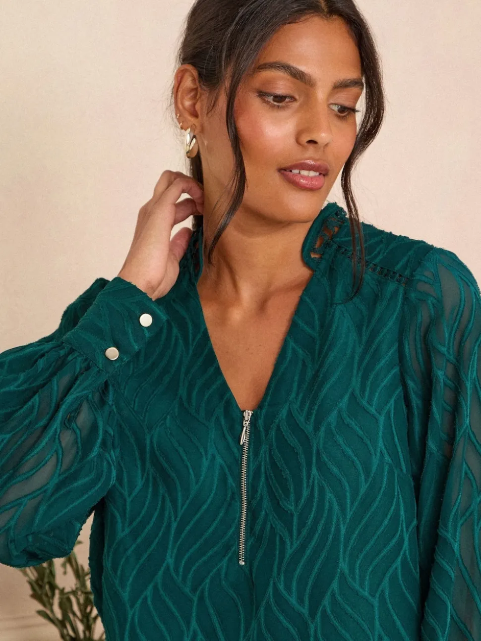 Teal Blue Burnout - Love & Roses - Blouse met lange mouwen en rits aan de voorkant