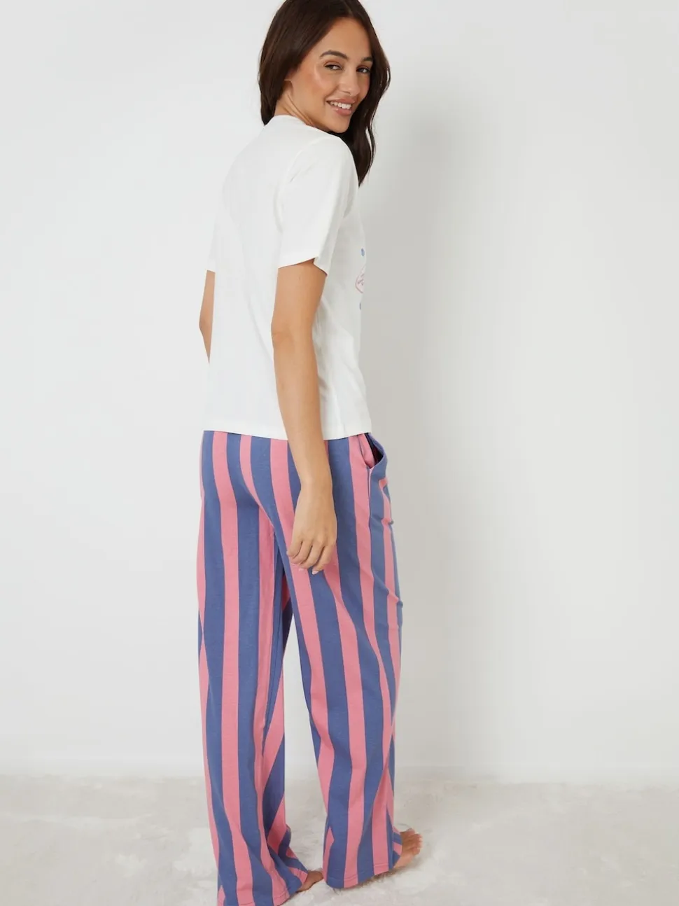 Threadbare Graphic Print Short Sleeve Pyjamas Set