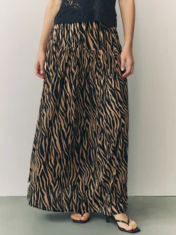 Tijgerprint - Maxirok met getailleerde taille