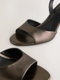 Tin - Premium leren sandalen met peeptoe en hak