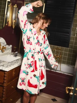 Urban Threads Urban Threads Cream Cowgirl Christmas Fleece Dressing Gown