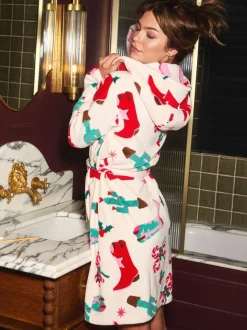 Urban Threads Urban Threads Cream Cowgirl Christmas Fleece Dressing Gown