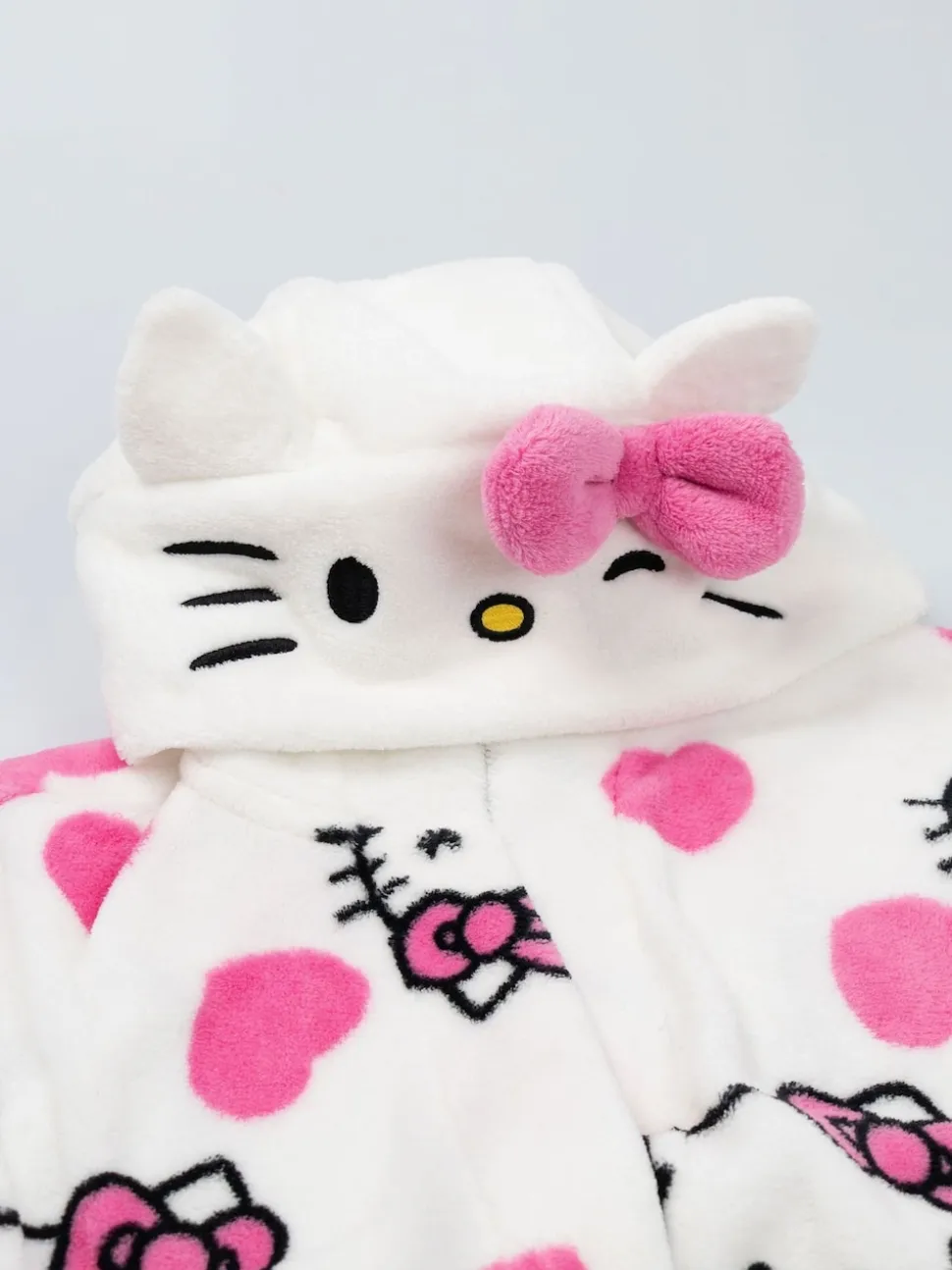 Vanilla Underground Hello Kitty Hooded Bath Robe
