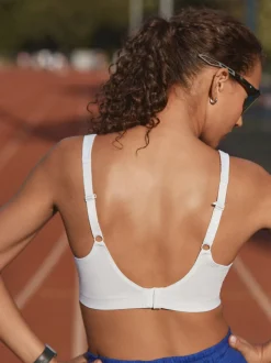 Wit - B-G Active sportbeha met hoge impact, Dry Tech, beugelbeha met volle cups